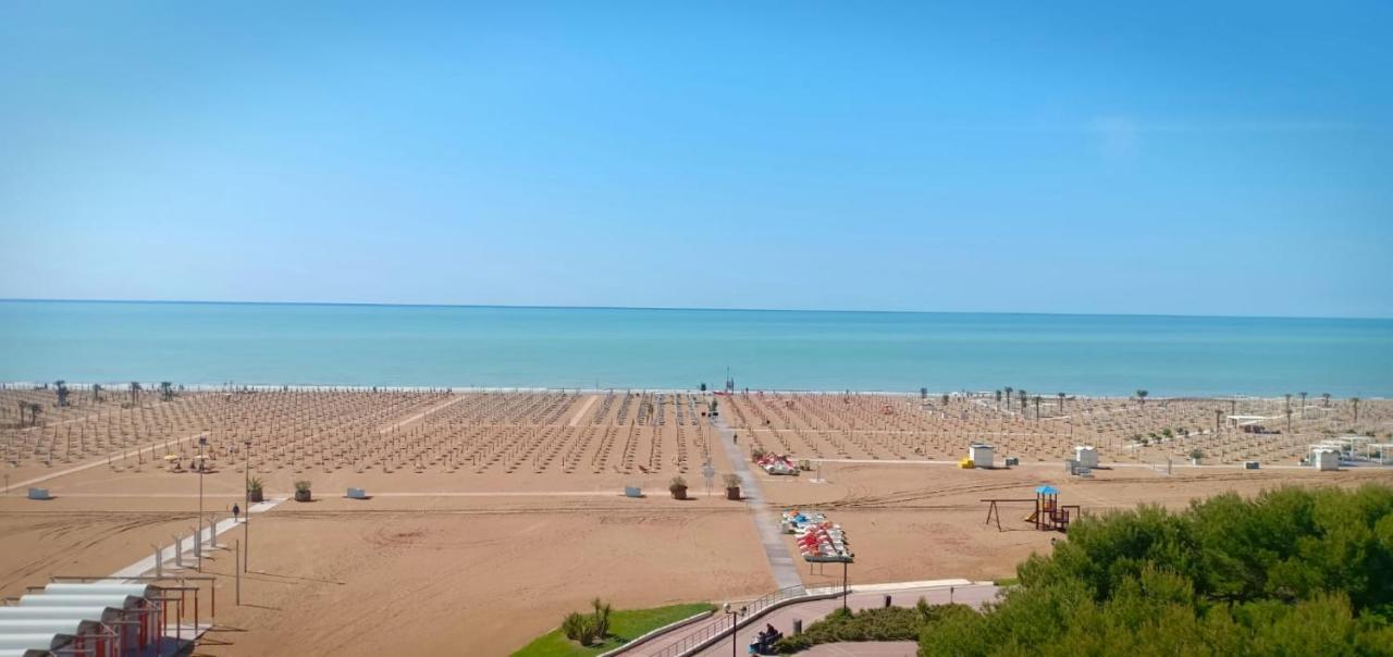 Residence Panorama Apart Hotel Bibione Buitenkant foto