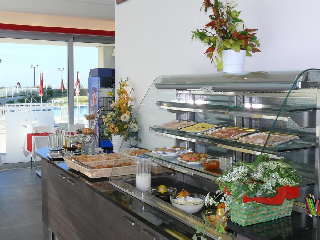 Residence Panorama Apart Hotel Bibione Buitenkant foto